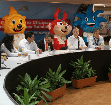 Emilio promoverá en España, Juegos Panamericanos 2011 Por Redacción El Descafeinado/ En el Área. Estamos a nueve meses del inicio de los Juegos Panamericanos y el Gobernador del Estado de Jalisco, Emilio González Márquez, iniciará este lunes...