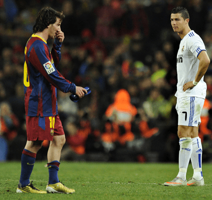 Real Madrid vs Barcelona jugarán la final en la Copa del Rey Por Pablo Vázquez (@pablitovazquez1). 20 de abril sólo un par de días después de su enfrentamiento liguero donde por ahora los catalanes llevan una ventaja de siete unidades al equipo...