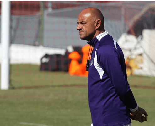 Por Pablo Vázquez (@pablitovazquez1). Desde su llegada al aula estudiantil José Luis Sánchez Solá director técnico de Estudiantes Tecos, aseguró que semana a semana se mediría su trabajo y que los...