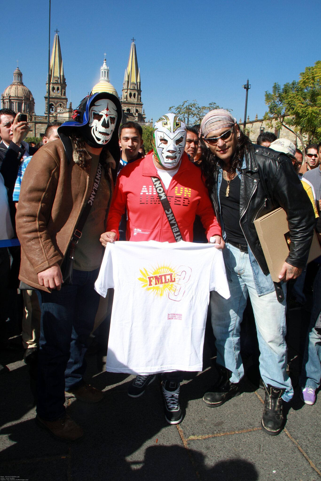 Cuadrilátero tapatío listo para Tercer Festival Mundial de Lucha Libre Por Pablo Vázquez (@pablitovazquez1). Como un evento que se erige poco a poco en tradición este 5 y 6 de marzo en la Plaza de Toros Nuevo Progreso de Guadalajara,...