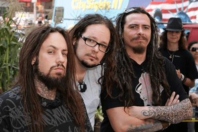 Por Redacción El Descafeinado. Korn dio a conocer un nuevo tema en el que la banda californiana colabora con Skrillex. (Sonny More) un DJ, productor de música electrónica y vocalista...