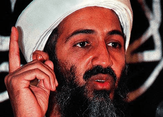 Fuerzas de Estados Unidos asesinan a Osama Bin Laden en Pakistán Por Redacción El Descafeinado/Democracy Now. La cacería de Osama Bin Laden terminó. Casi diez años después del ataque contra el World Trade Center y el Pentágono, las fuerzas estadounidenses habrían...
