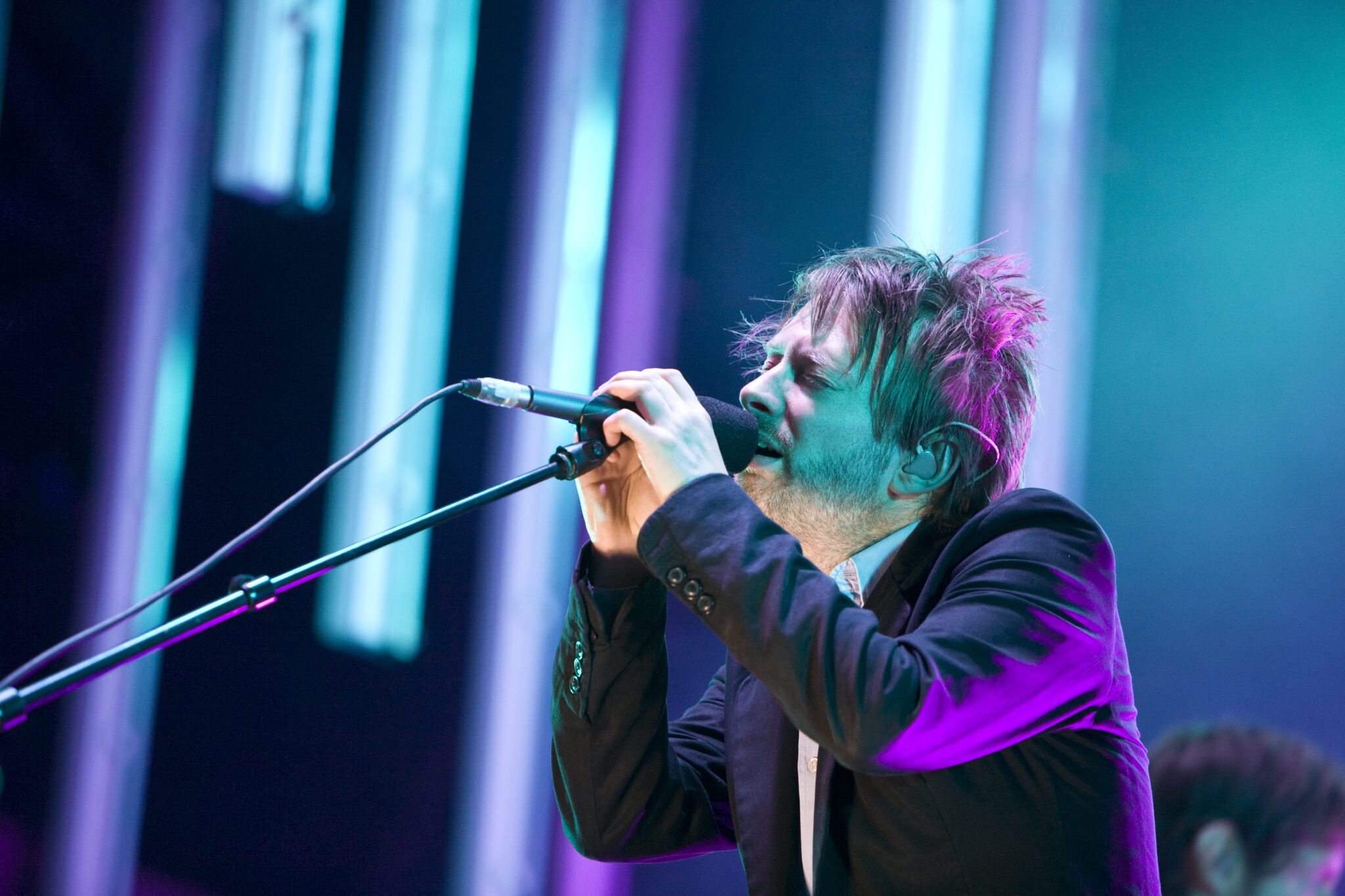 “Staircase” Nueva rola de Radiohead Por Redacción El Descafeinado. Radiohead grabó una sesión en el programa From the Basement que se emitirá el primero de julio por la BBC de Londres, en donde Yorke y...