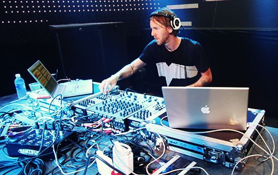 1.Richie-Hawtin